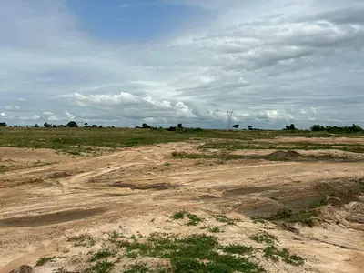 Spacious 70X100FT Plot for Family/Investment