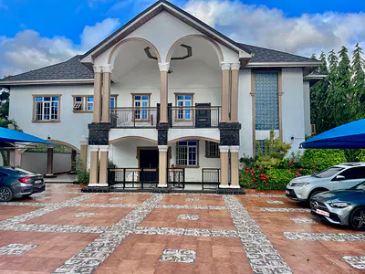 2 Bedroom