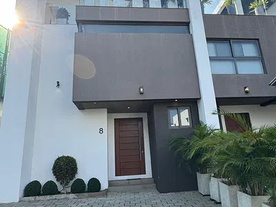 Fully Furnished 4 Bedrooms House with an Outhouse