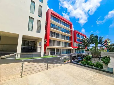 3 Bedroom Apartment Airport Residential Area