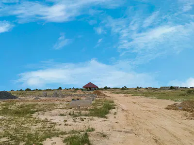 Premium 70X100 Executive Plot for 40000
