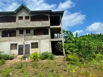 12-Bedroom Hostel Apartment for Sale Near Kaaf University,