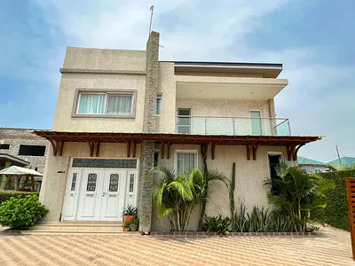 Executive 4 Bedroom