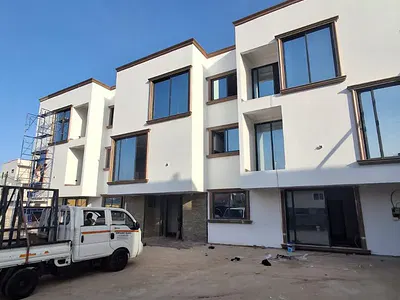 Executive Newly Built 3 Bedroom