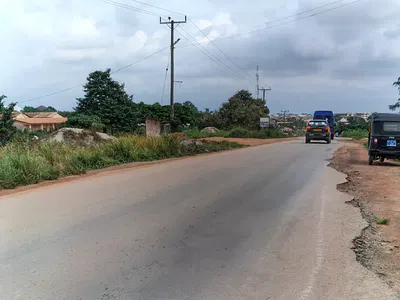 2 Plots Main Road Side