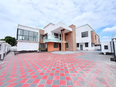 Executive 7 Bedrooms