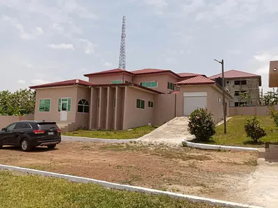 5 Bedroom House at Berekuso