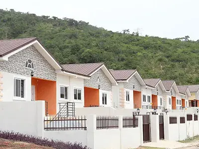 2 Bedroom House