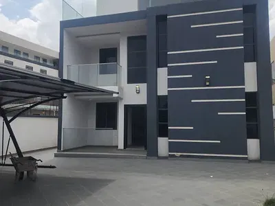 Executive 5 Bedroom