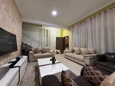 Furnished 2 Bedroom Loft with Swimming Pool and Gym