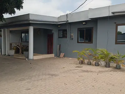 7 Bedroom House with 7 Washrooms Suitable for Both Office and Resident