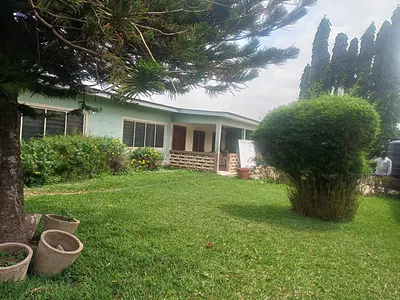 4 Bedroom House with 3 Bed Uncompleted Sitting on 2 Plots of of Land