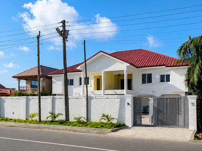 4 Bedroom House