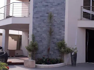 Fully Furnished Luxurious 4-Bedrooms with BQ