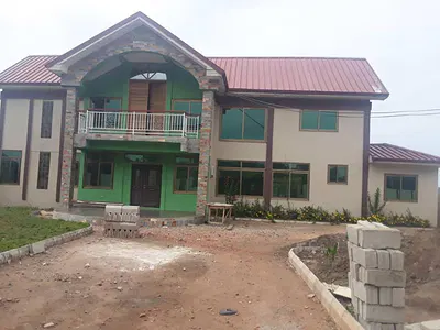 4-Bedroom Newly Built Fine House