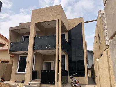 4 Bedroom in a Good Location with Easy Access.