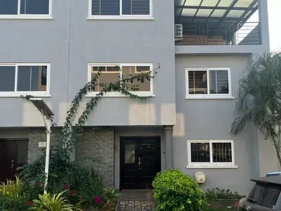 5 Bedroom Luxury House