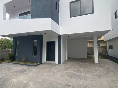 Modern 2bedroom Residential Home