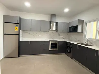 2 Bedroom Flat with Excellent Access Roads