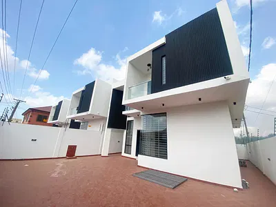 Executive 4 Bedroom