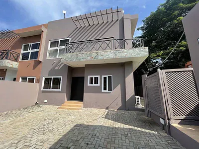 4 Bedroom Duplex with Staff Quarters