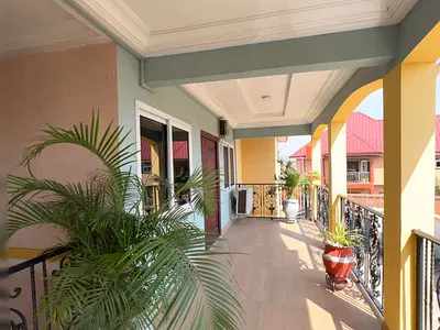 3-Bedroom Apartment