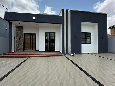 3..5 Bedroom Beautifully Built. — Ayi -Mensah, Amrahia, Adenta Municipal, Accra