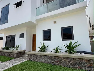 Executive 4 Bedroom — Dzorwulu, Dzorwulu, Accra