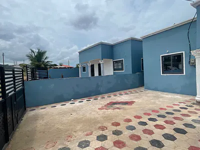 3 Bedroom En-Suite — Kasoa Ring Road, Gomoa East, Central Region