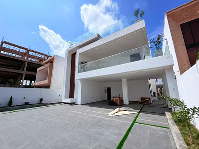 5-Bedroom House for Sale -- Ashaley Botwe — Ashaley Botwe, Ashaley Botwe, Adenta Municipal, Accra