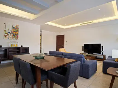 Furnished 2 Bedroom Apartment with Swimming Pool and Gym — Airport Residential Area, Accra