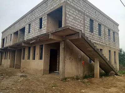 8 Units of Chamber and Hall — Ayawaso Odumase Junction, Pokuase (Pokoasi), Ga West Municipal, Accra