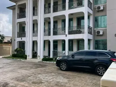 Renovated 3 Bedroom Apartment — Madina, La Nkwantanang Madina Municipal, Accra
