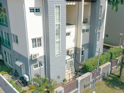 Executive 4 Bedrooms House — Total, Airport Residential Area, Accra