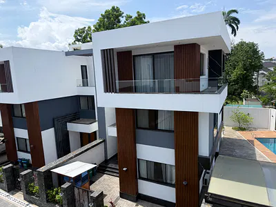 4 Bedroom Townhouse with Pool — Cliff Avenue, Cantonments, Accra