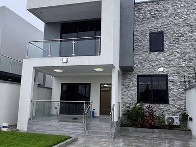 4 Bedroom House — Tse Addo Roundabout, Tse Addo, Accra