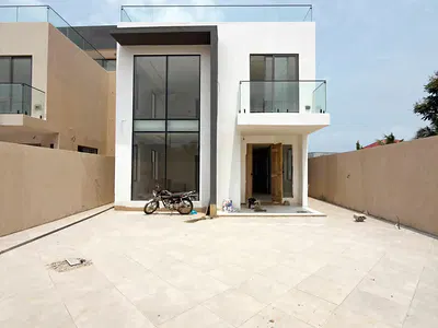 5 Bedroom House — Tse Addo, Accra