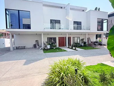 4 Bedroom Townhouse with BQ — Cantonments, Accra
