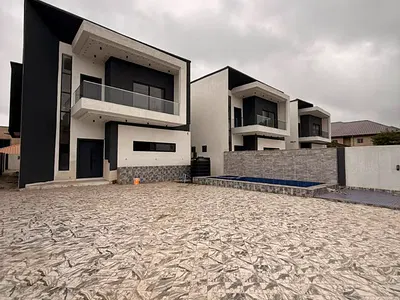 4 Bedroom Duplex with a Swimming Pool — East Legon, Accra