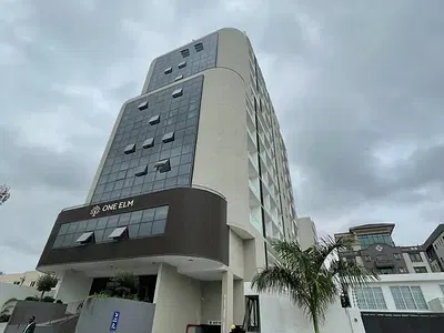 1 Bedroom Apartment with Gym and Pool — Airport Residential Area, Accra