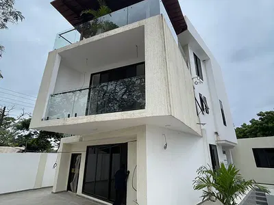 4 Townhouse — Seekers Realty, North Labone, Accra