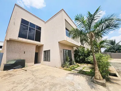 Detached House with Staff Quarters — La Nkwantanang Madina Municipal, Accra