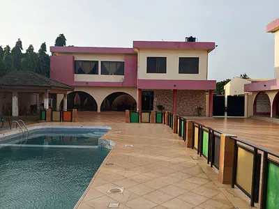 Executive 24-Room Hotel — Community 5, Tema, Accra