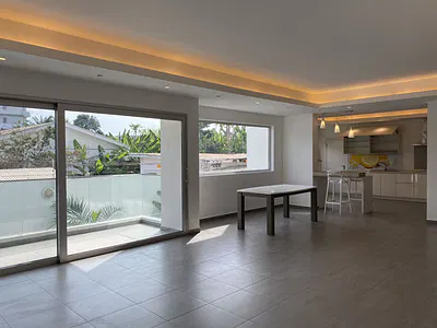 Serviced 3 Bedroom Apartment with Swimming Pool and Gym — Cantonments, Accra
