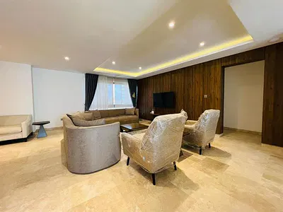 2 Bedroom Apartment with Swimming Pool and Gym — Cantonments, Accra