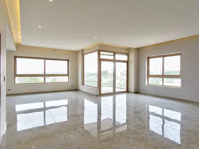 Serviced 3 Bedroom Apartment with Rooftop Pool, Lounge and Gym — North Ridge, Accra
