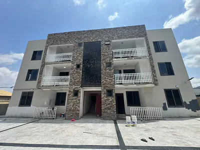 2 Bedroom Apartment — Ayi Mensah, Oyarifa, La Nkwantanang Madina Municipal, Accra
