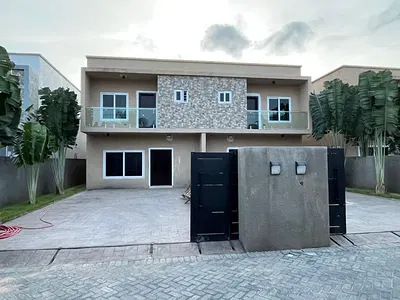 3 Bedroom All Ensuite Semi Detached House in a Gated Area — Spintex, Accra