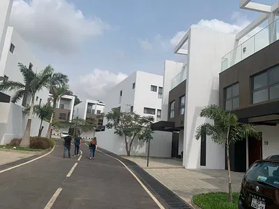 4 Bedroom Townhouse — Cantonments, Accra