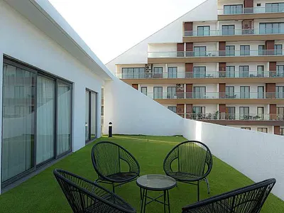 Luxury 2 Bedroom Signature Apartment — Airport Junction, East Legon, Accra